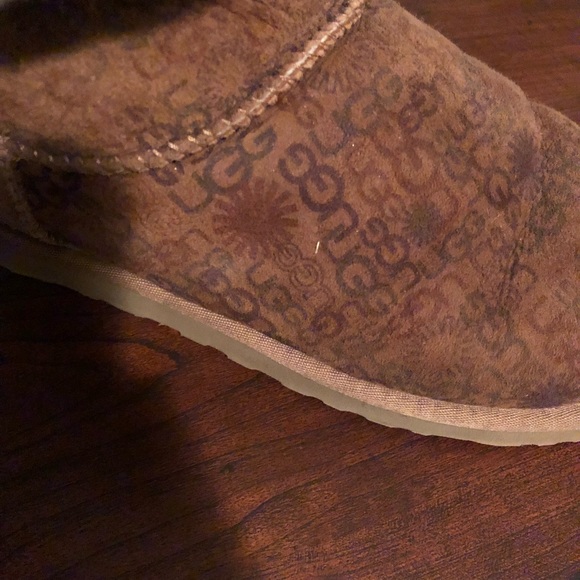 UGGs - Picture 2 of 2